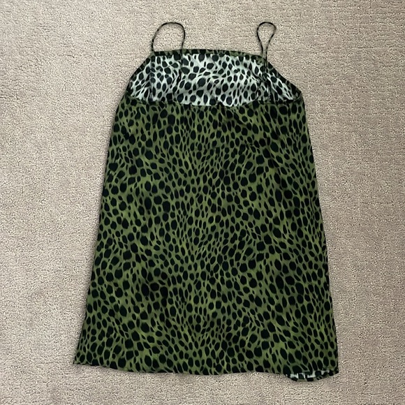 Slip Dress In Cheetah Print - Picture 4 of 6